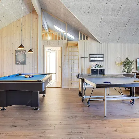 Dom wakacyjny Luxury Retreat With Pool - By Traum Bogense